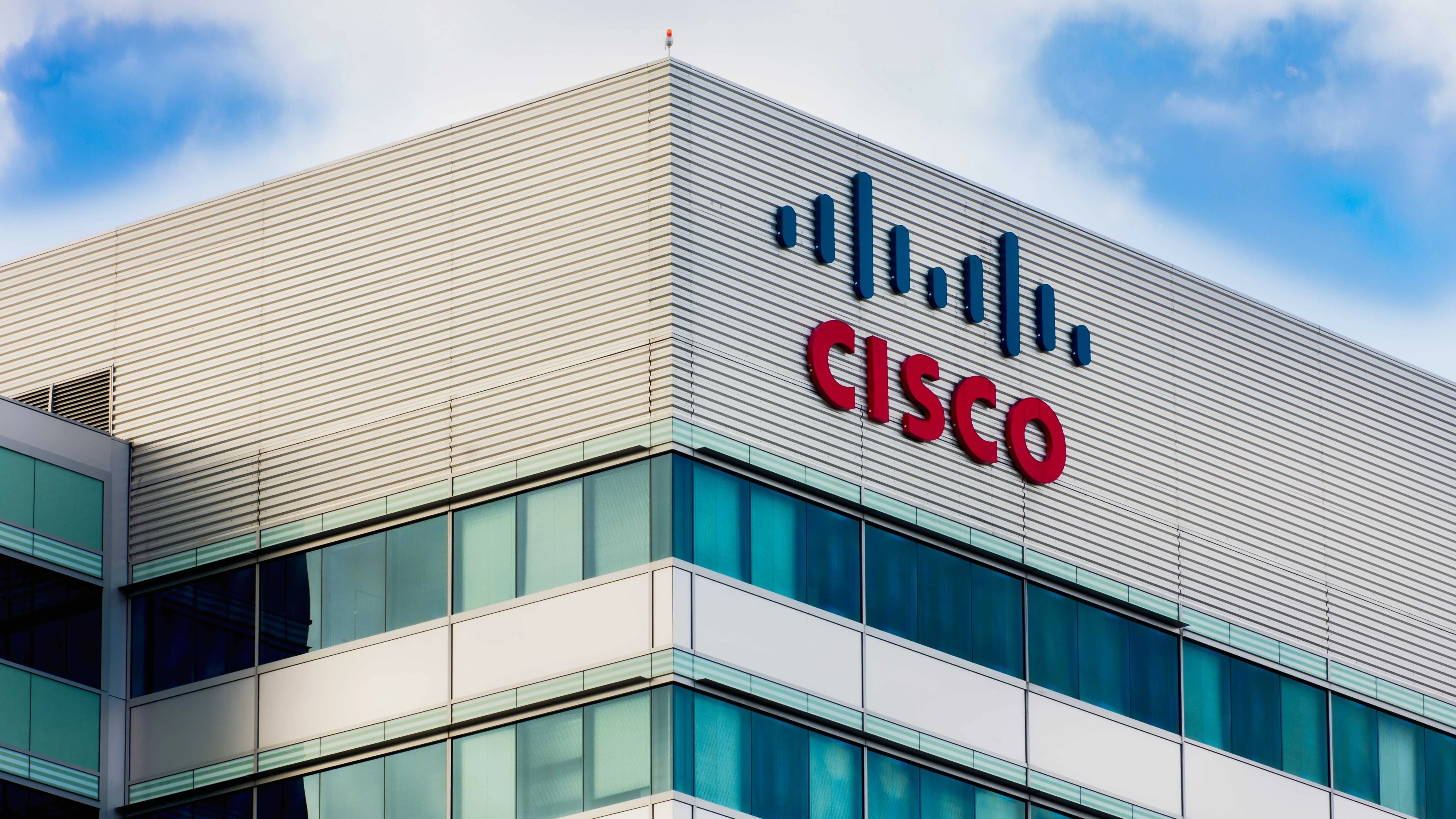 Cisco SD-WAN Manager Vulnerability Exposes Organizations to Admin Access Risk